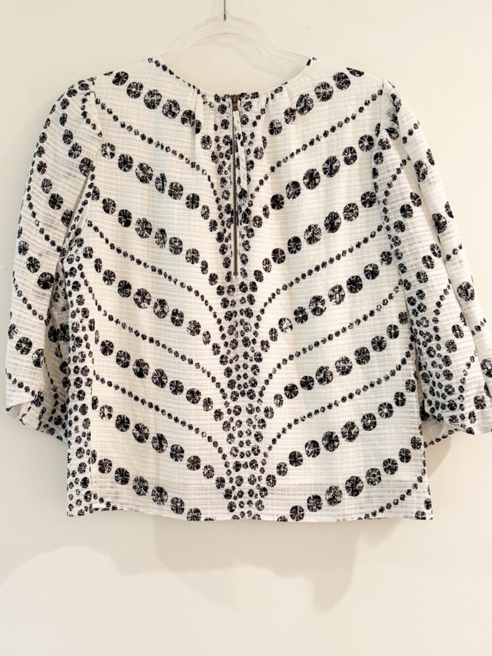Marie Oliver Linen Blend Puff-Sleeve Harley Blouse - Picture 3 of 7